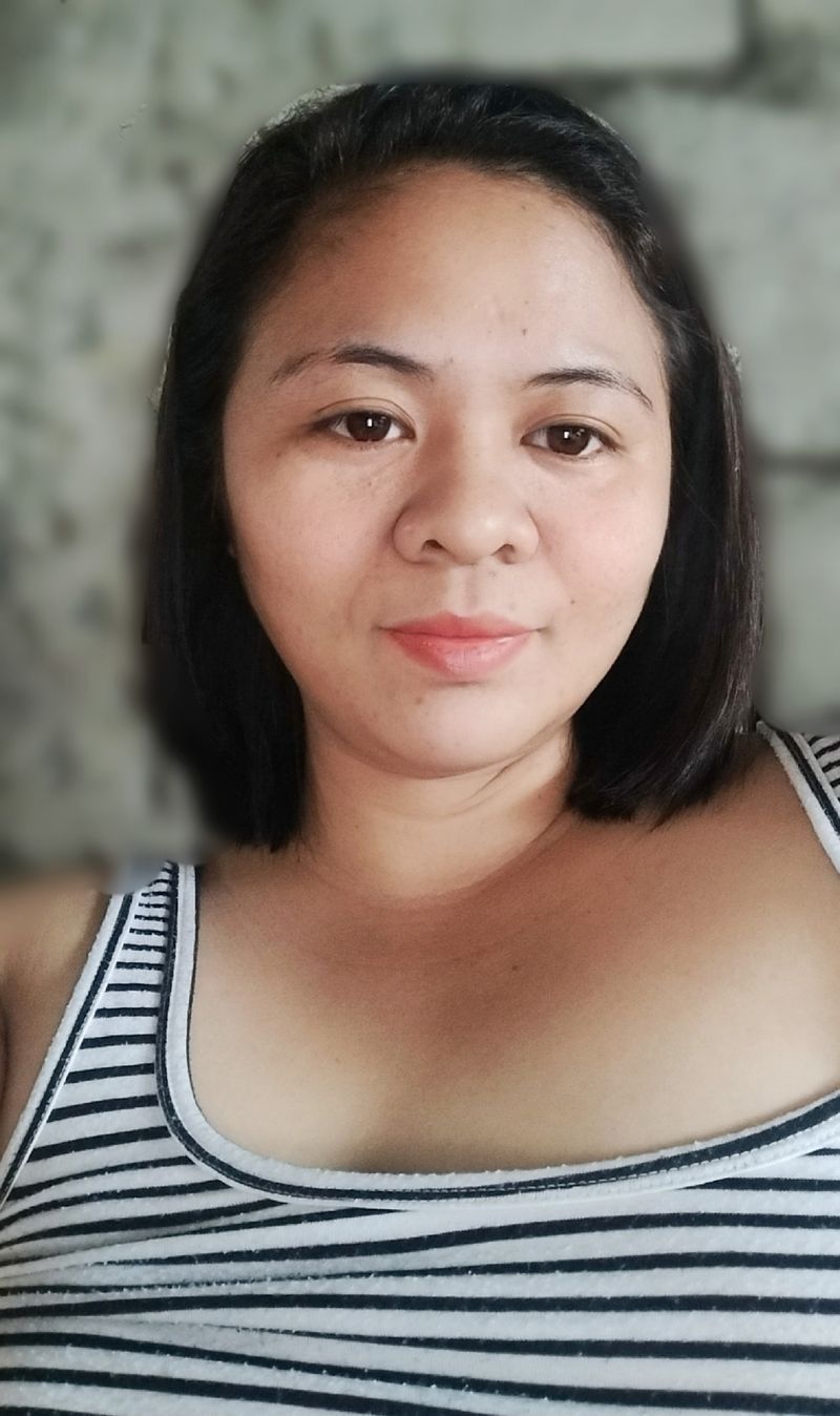 Kat, 30
