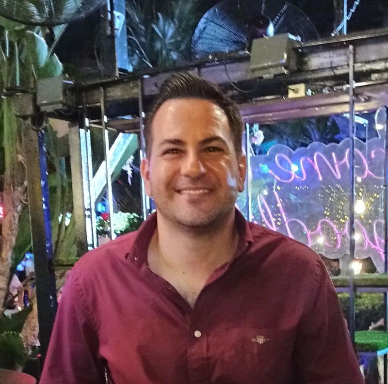 Xenios, 38