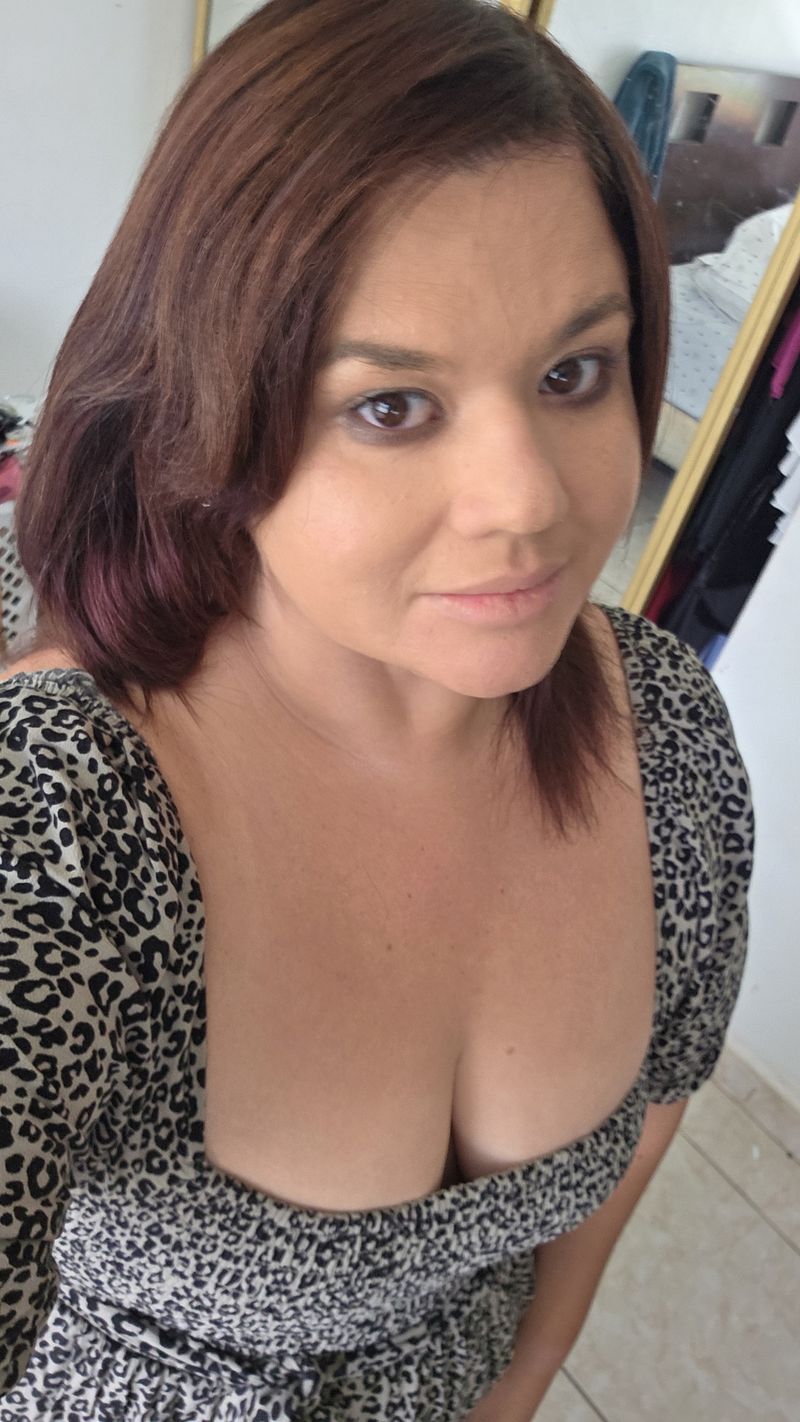 Yady, 40