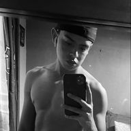 Agus, 18