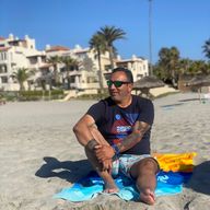 Enrique, 41