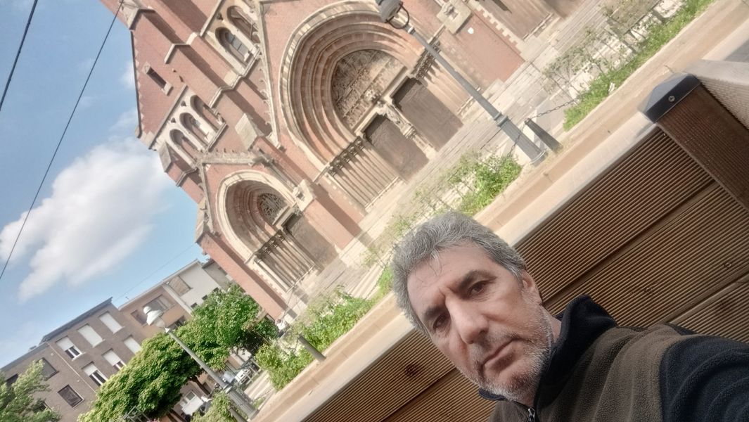 Rol, 42