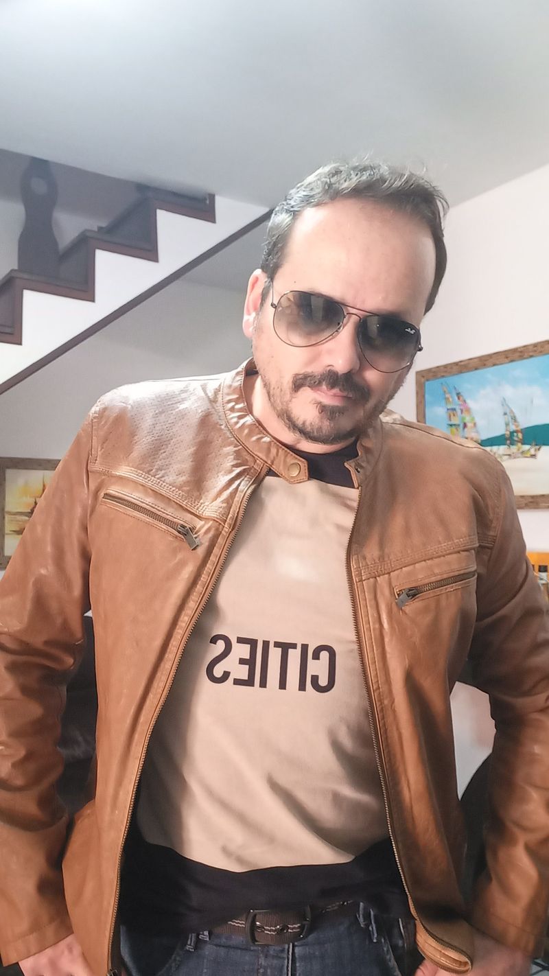 Bruno, 48