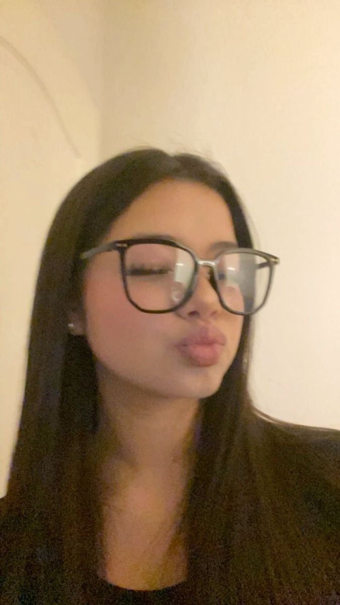 Jocy, 28