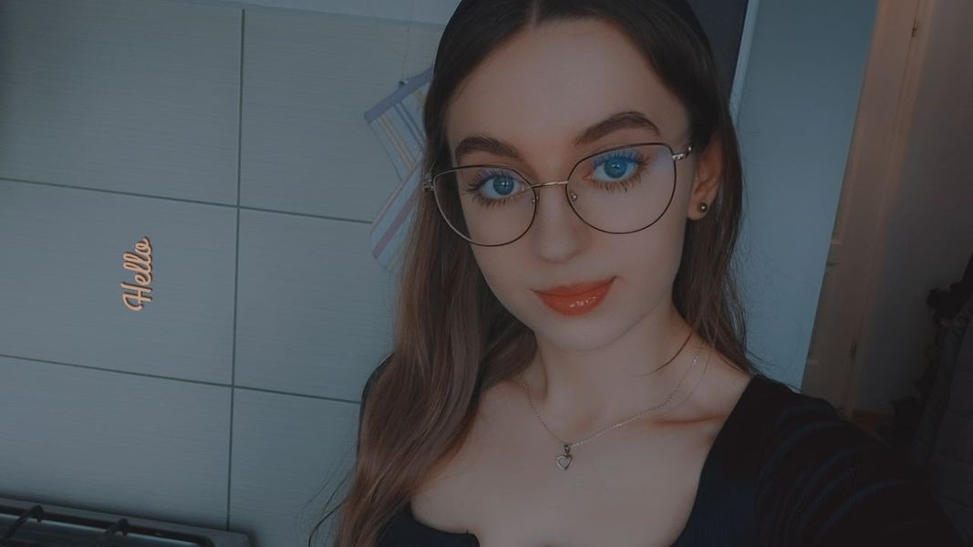 Natalia, 20