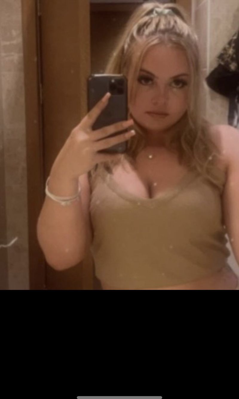 Annie, 27