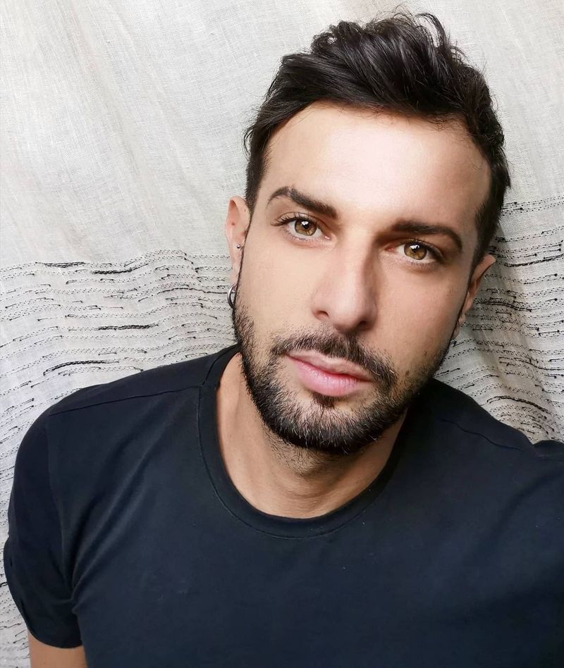 Alberto, 38