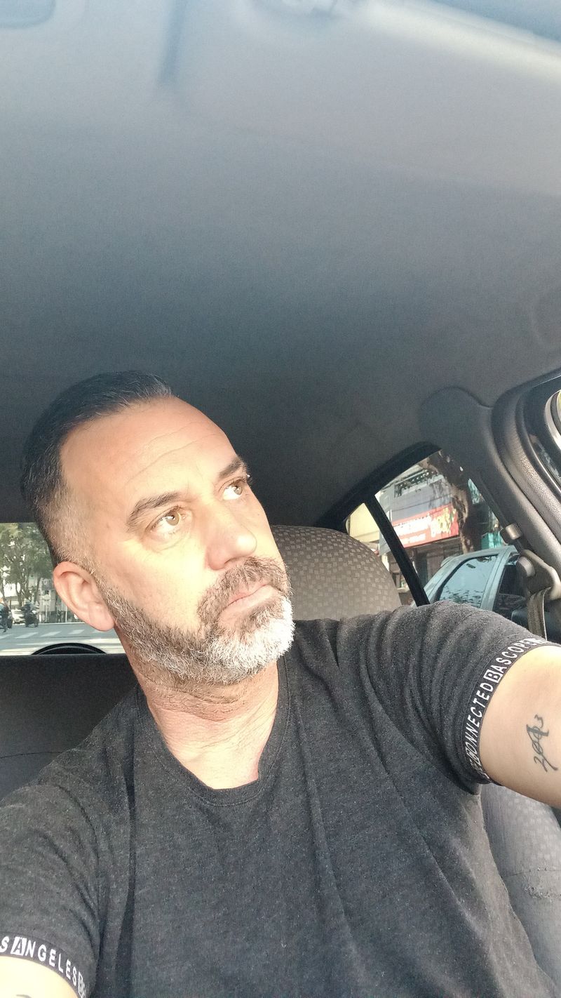 Walter, 43