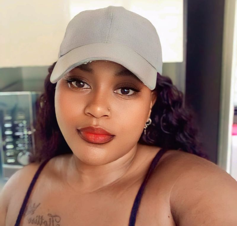 Lelo, 23