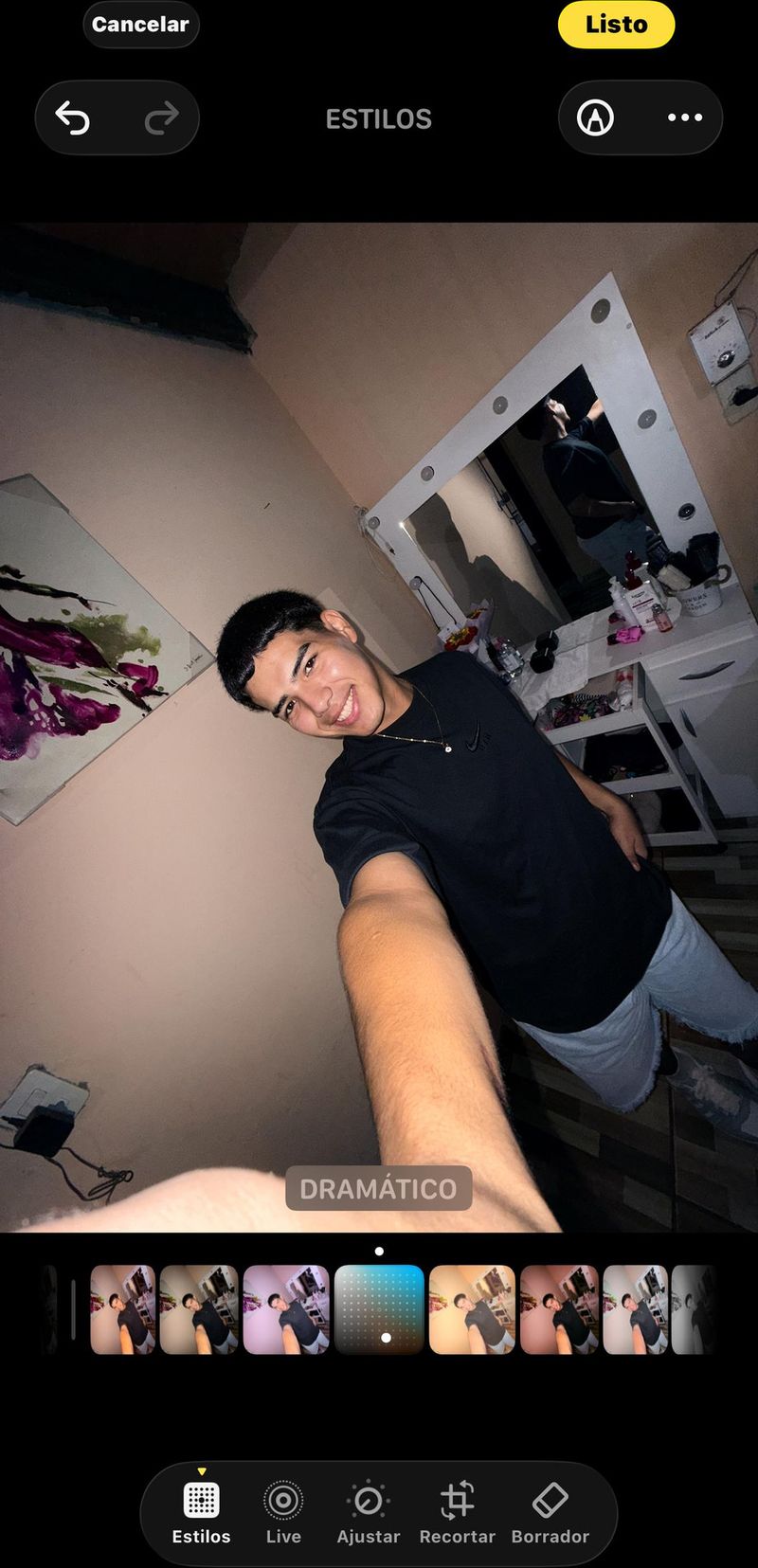 Nico, 19