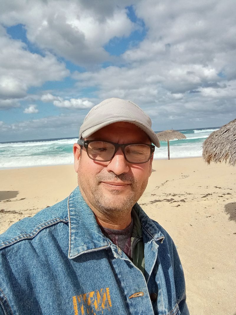 Alain, 55