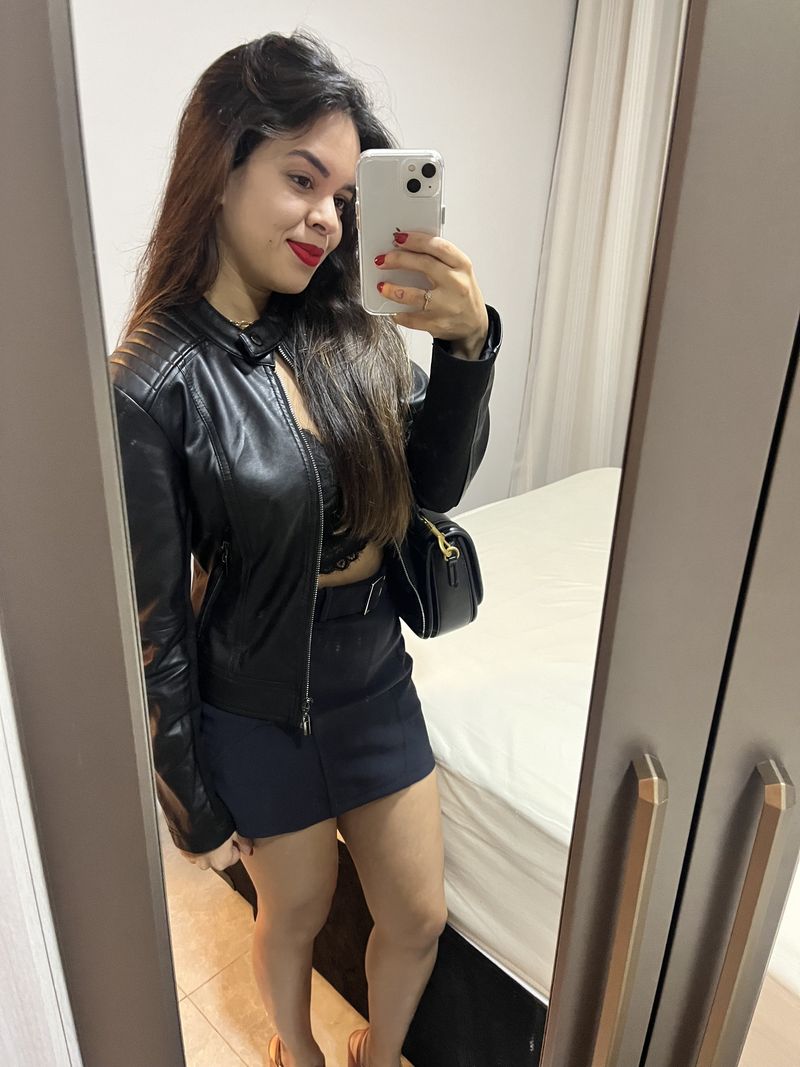 Maria Luiza, 27