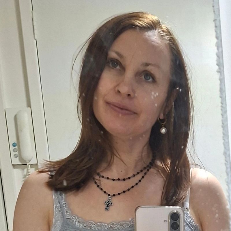 Ludmila, 46