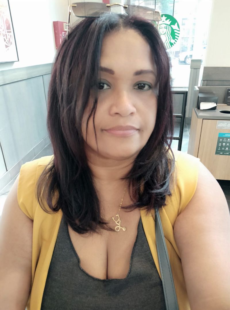 Yanet, 55