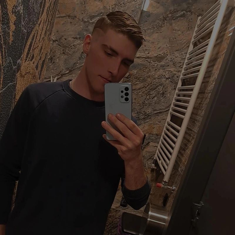 Bartosz Buno, 23