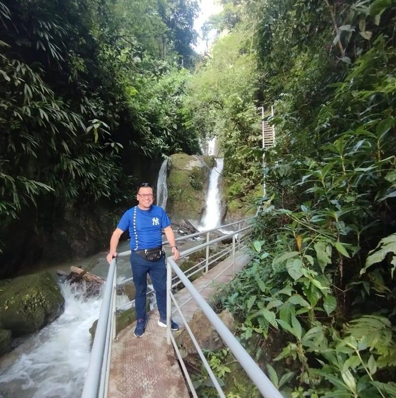 Luis, 51