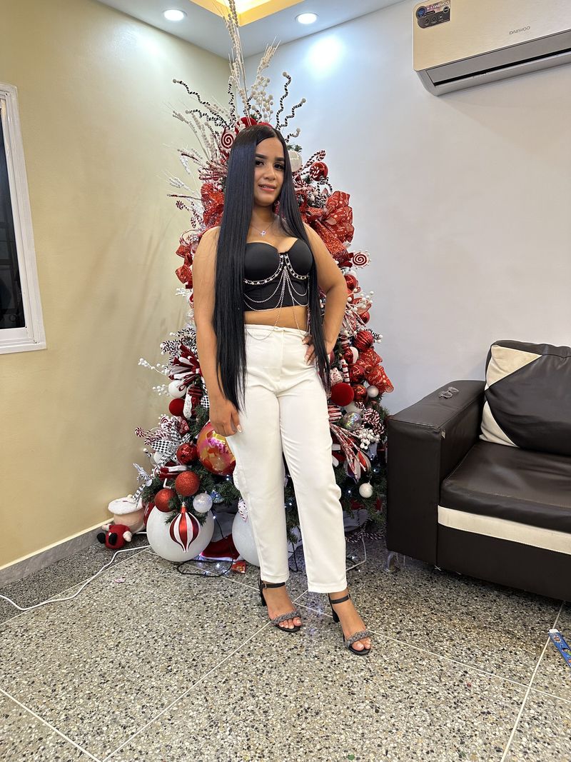 Anyelis, 22