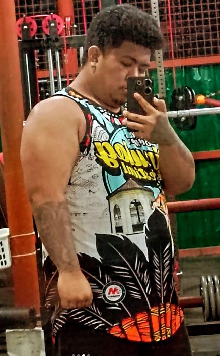 Jhomel, 22