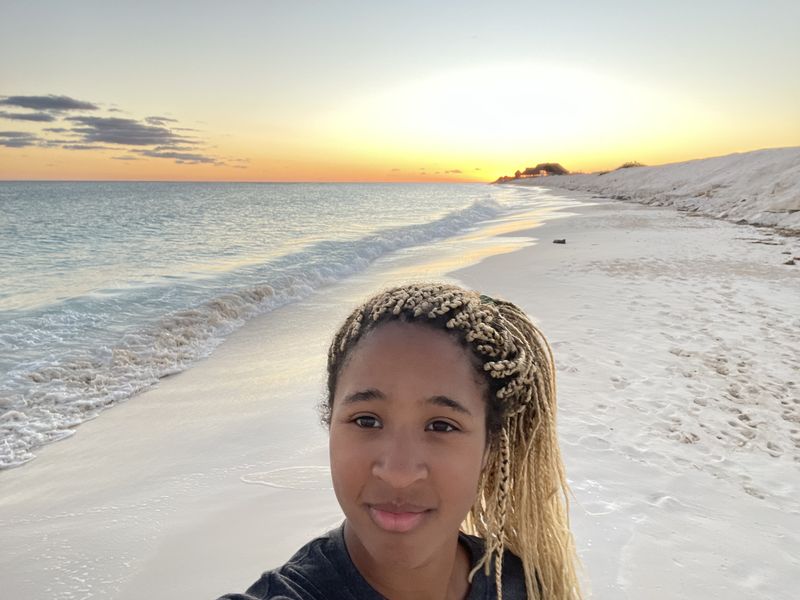 Sarah, 25