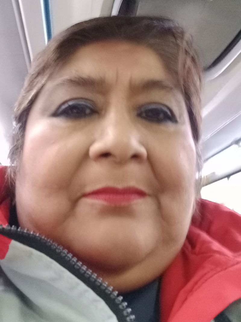 Ines, 60
