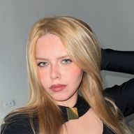 Fernanda, 26