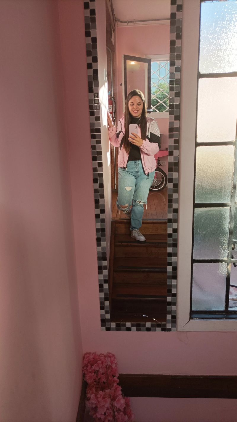 Feña, 32
