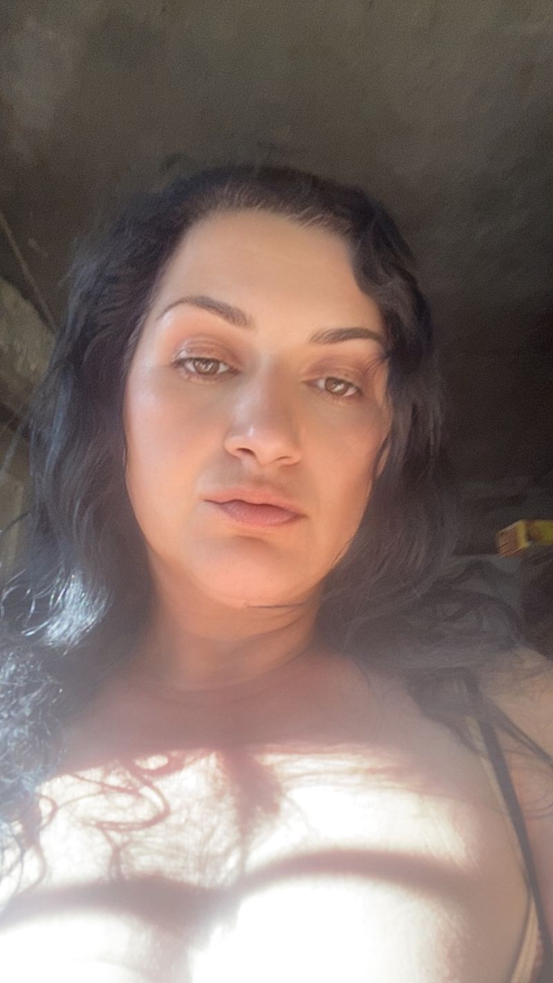 Sara, 45
