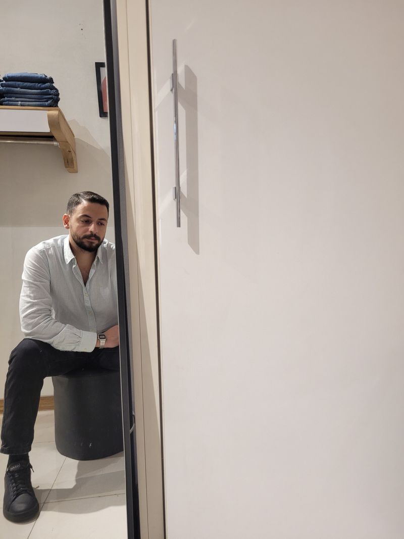 Behzad, 32