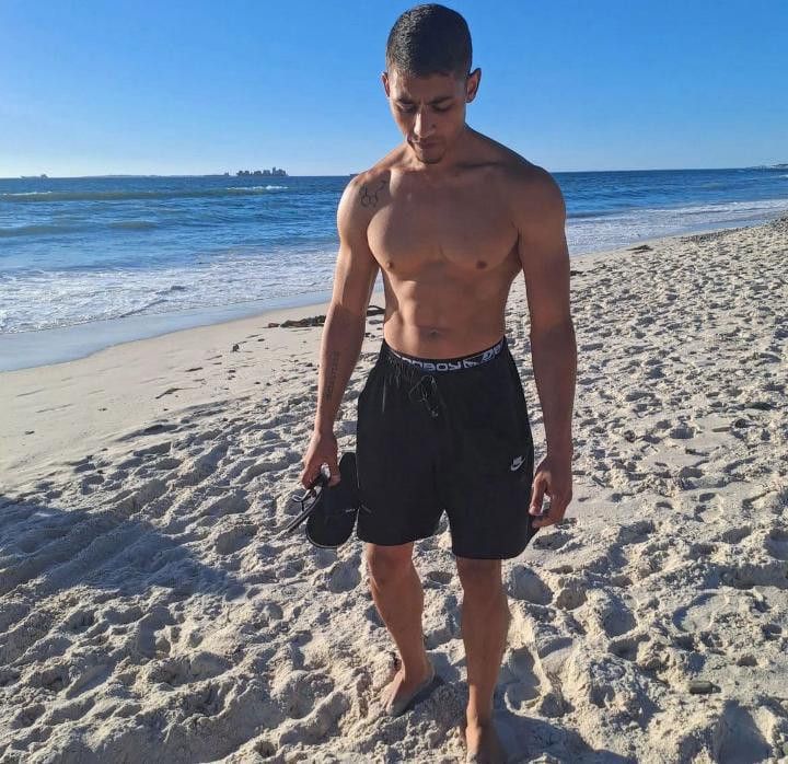Kyle, 26