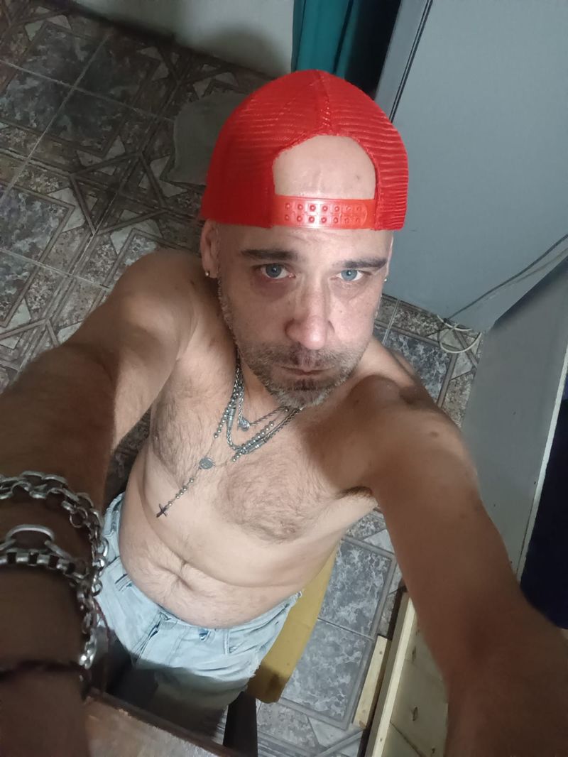 Rodrigo, 43