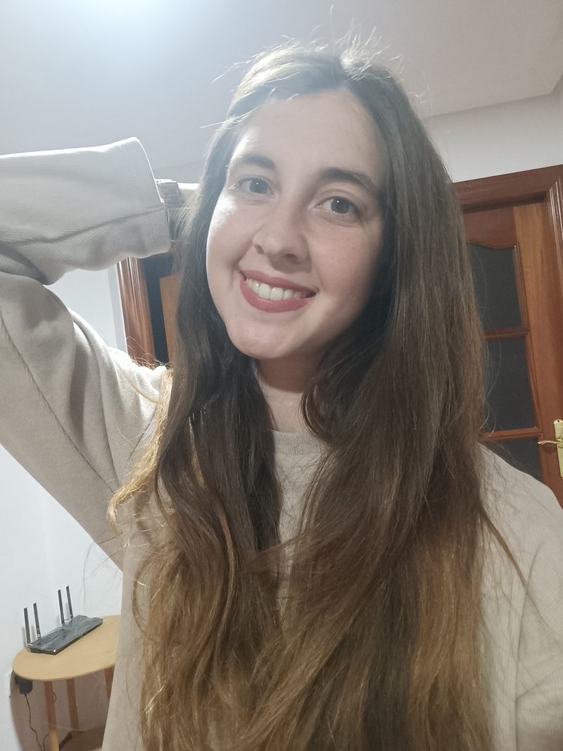 Elena, 26