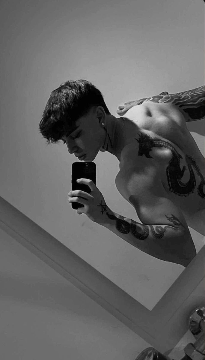 Sebastián, 20