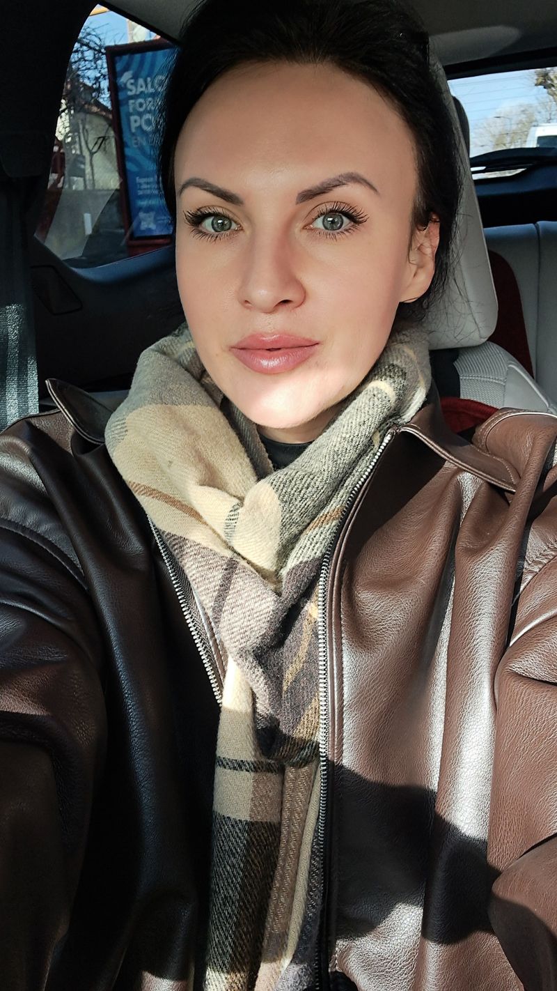 Irina, 37