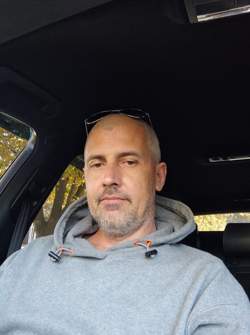 Денис, 46