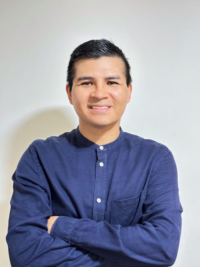 Juan, 30