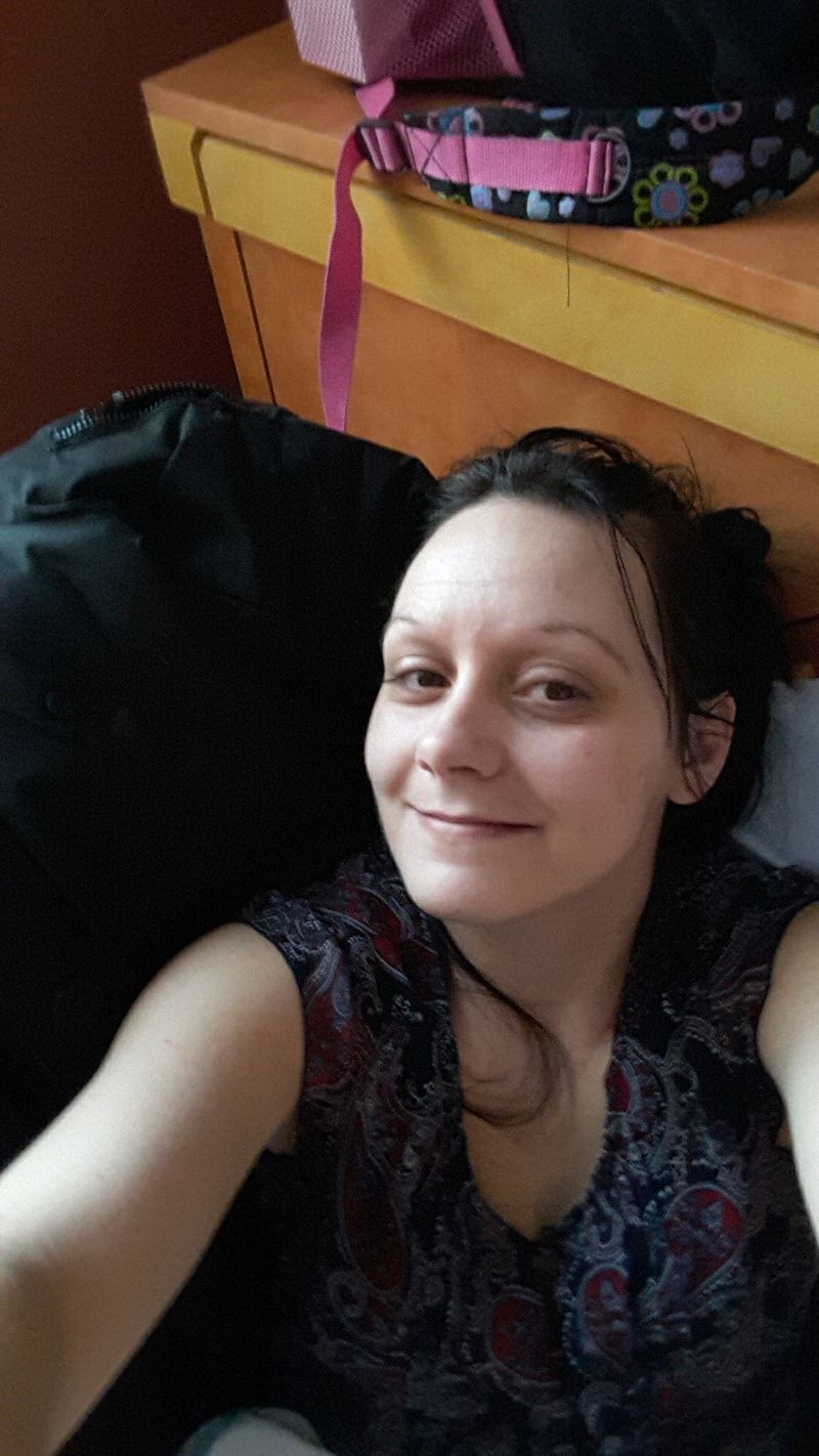 Marie Eve, 42