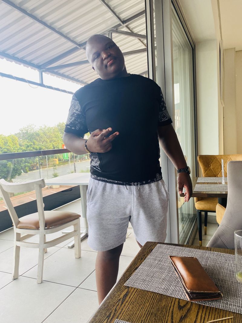 Mpilo, 33
