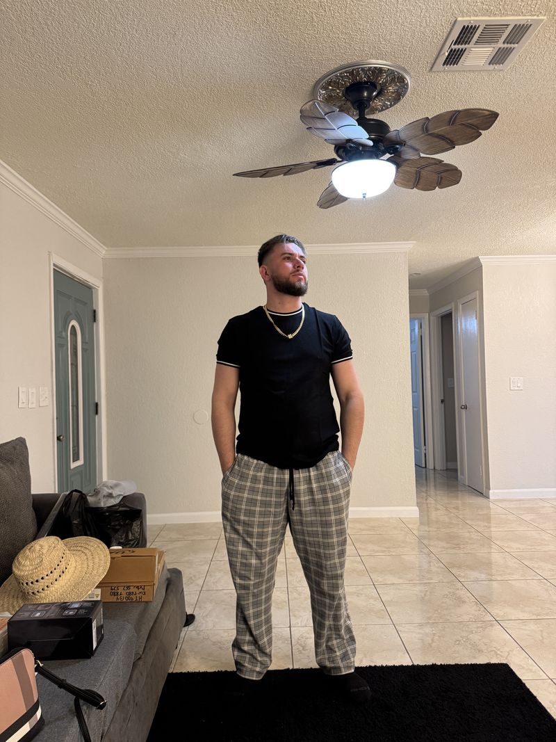 Alex, 24