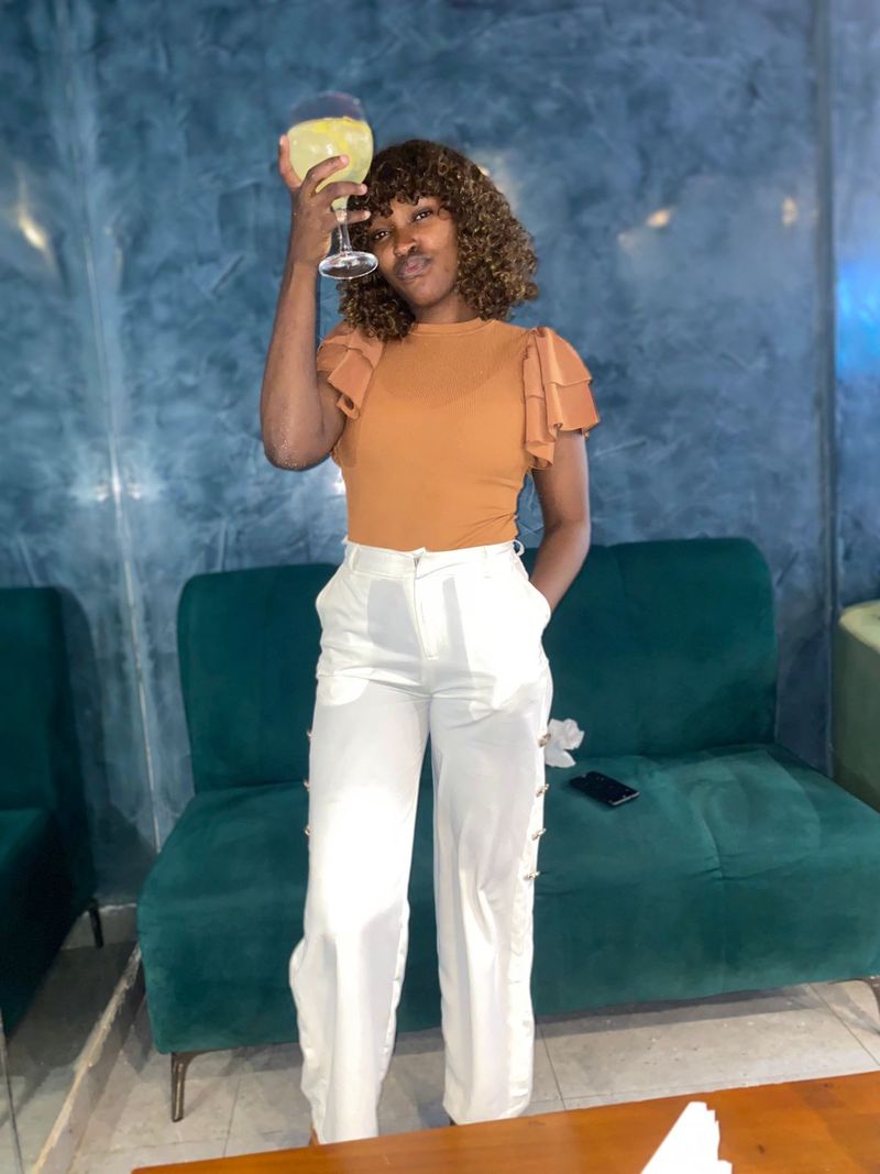 Djenycasimiro, 28