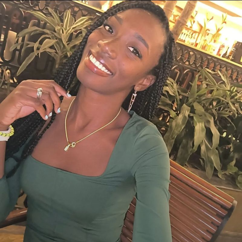 Lis, 27