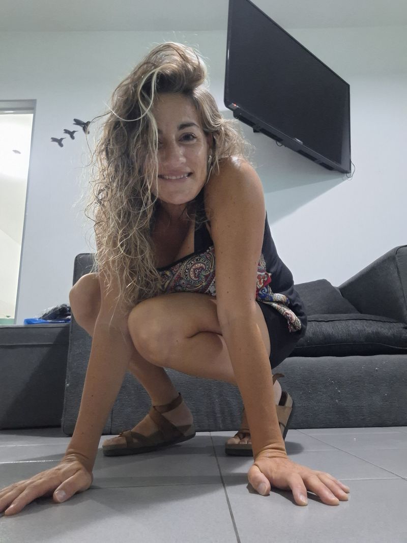 Paula, 45