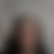 Sandra, 55