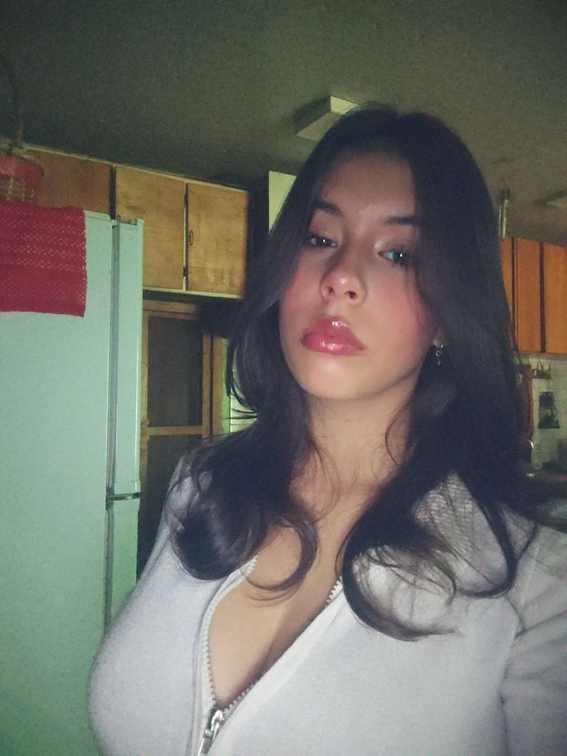 Jazmín, 18