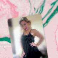 Valeria, 40