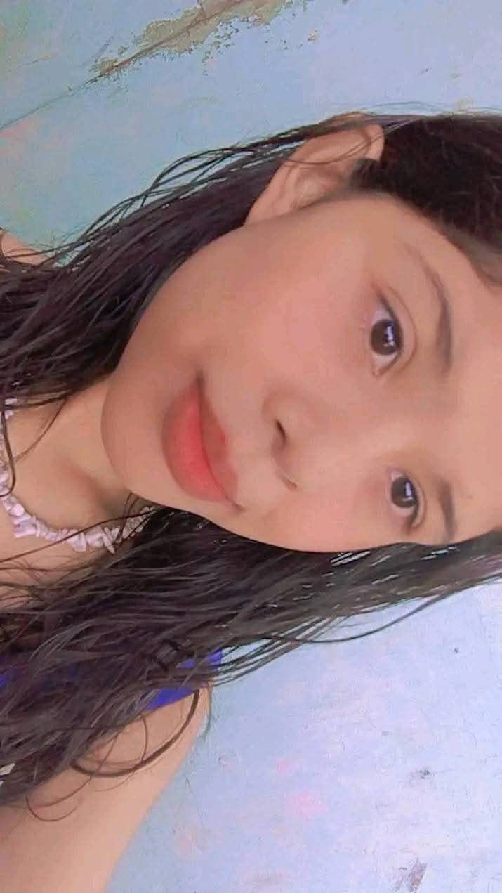 Abigayl, 19