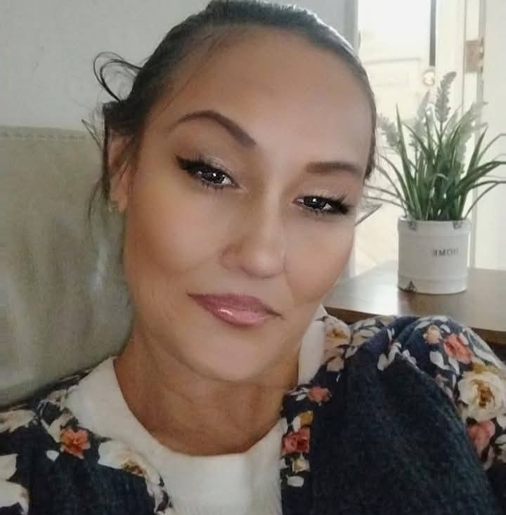 Bekah, 49