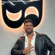 Jorge, 33
