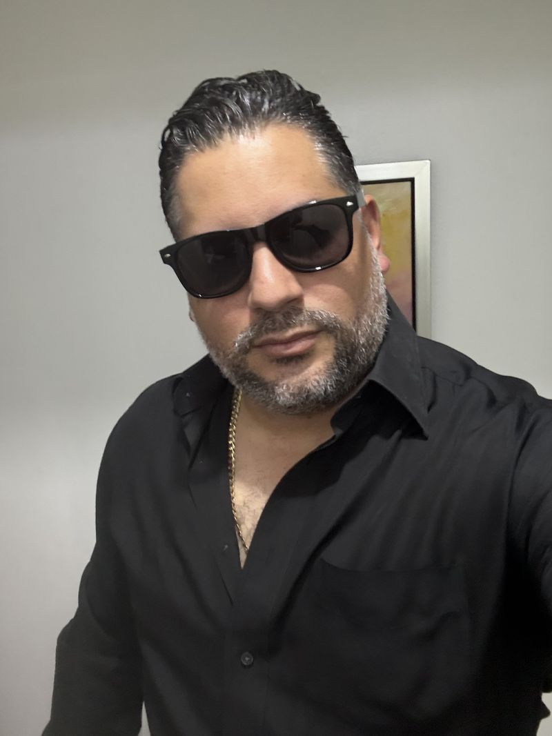 Vargas, 38