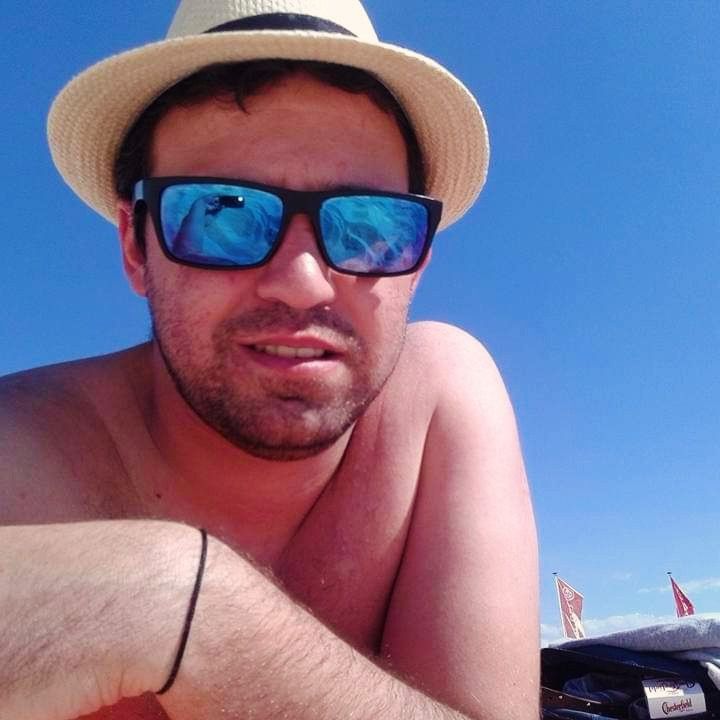 Rui, 39