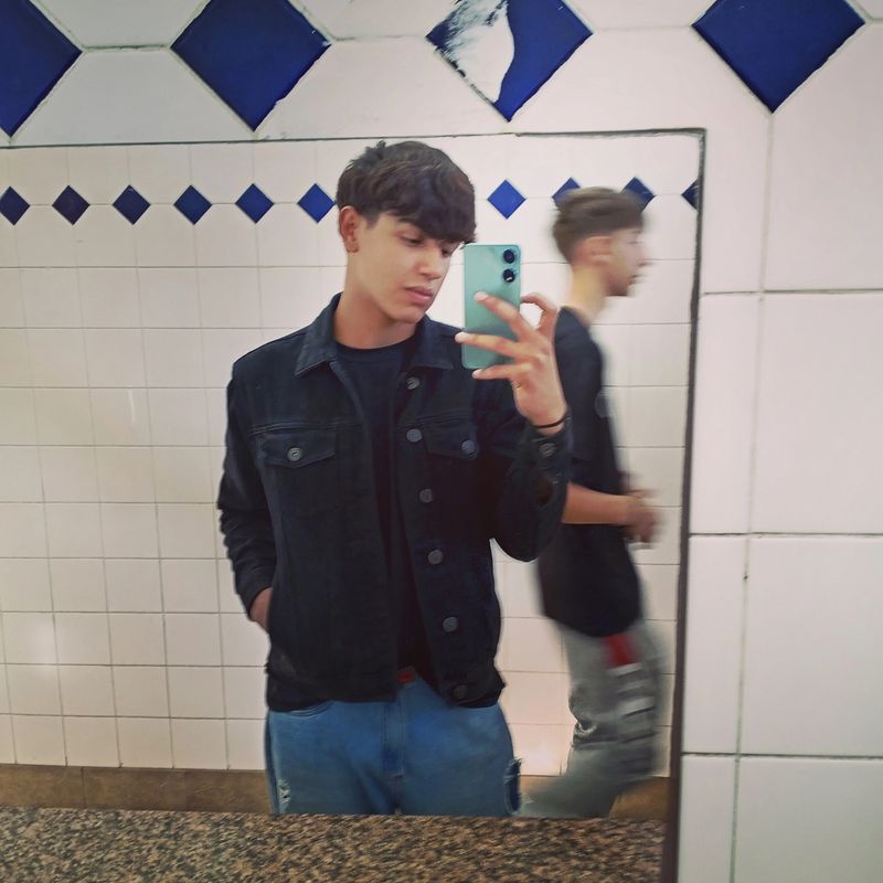 Kelvin, 19